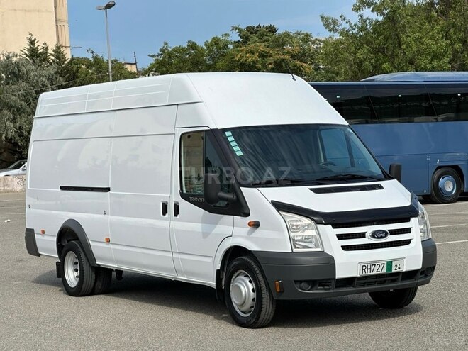 Ford Transit-2