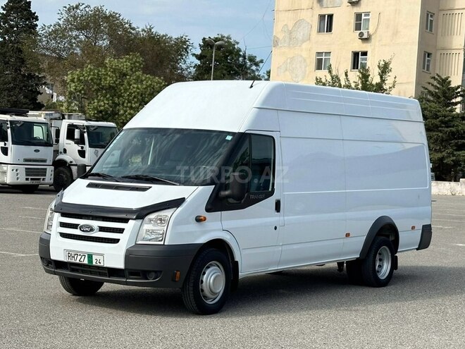 Ford Transit-1