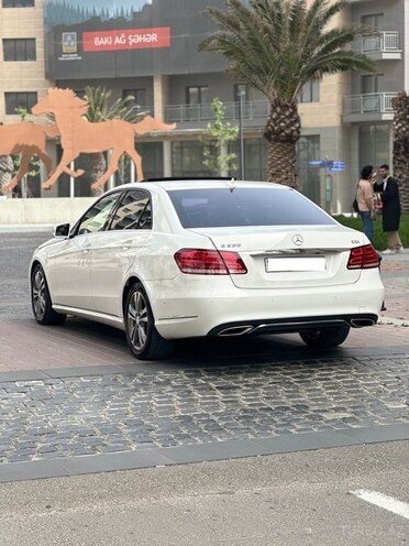 Mercedes E 220 d 2015, 174,000 km - 2.2 l - Bakı