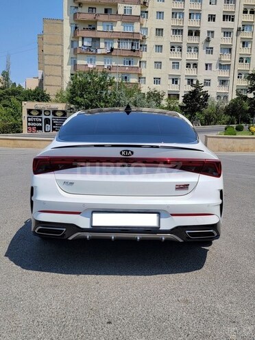 Kia K5-3