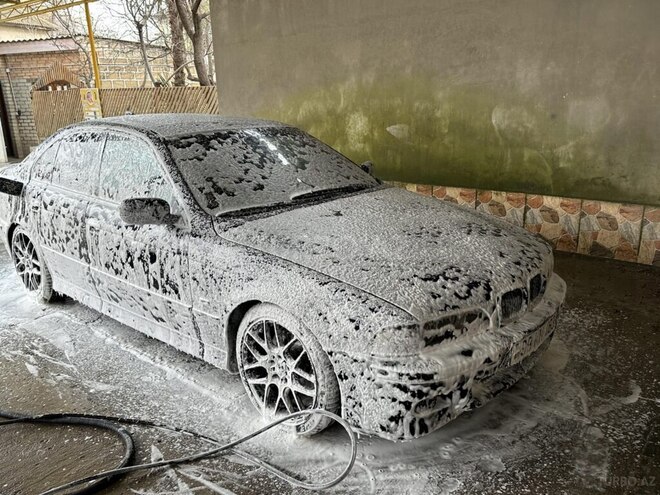 BMW 525 2000, 260,000 km - 2.5 l - Hacıqabul