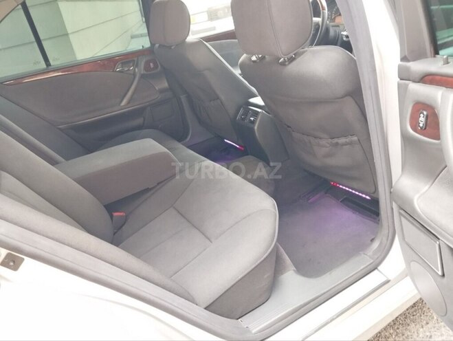 Mercedes E 280 2001, 278,455 km - 2.8 л - Bakı