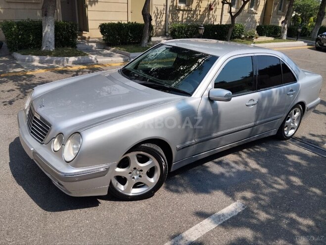 Mercedes E 280 2001, 278,455 km - 2.8 л - Bakı