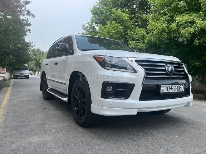 Lexus LX 570-2