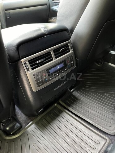 Lexus LX 570-11