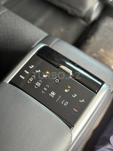 Toyota Camry 2023, 21,982 km - 2.5 л - Bakı