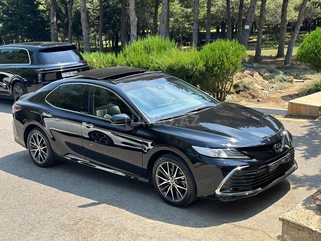 Toyota Camry 2023, 21,982 km - 2.5 л - Bakı