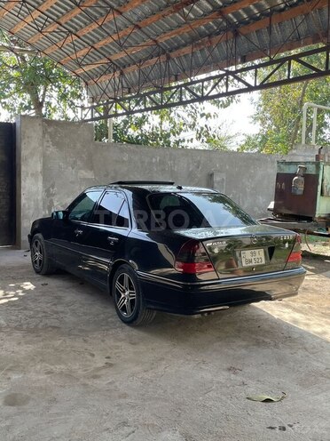 Mercedes C 230 2024, 205,000 km - 2.3 l - Quba