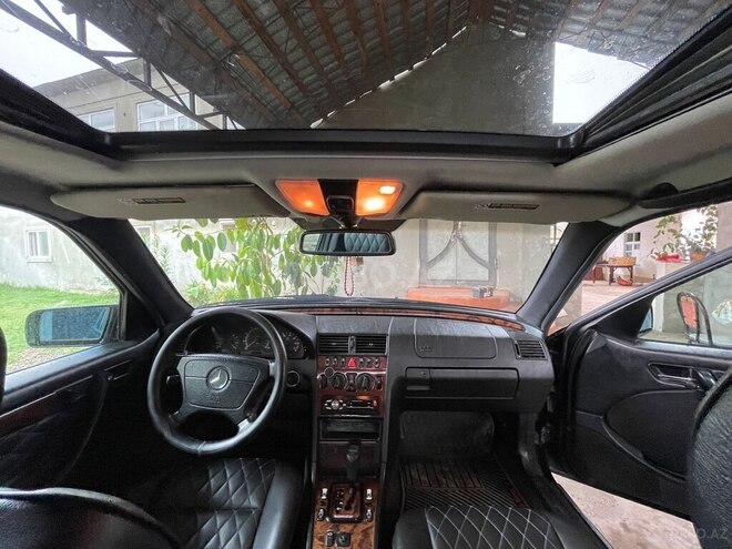 Mercedes C 230 2024, 205,000 km - 2.3 l - Quba