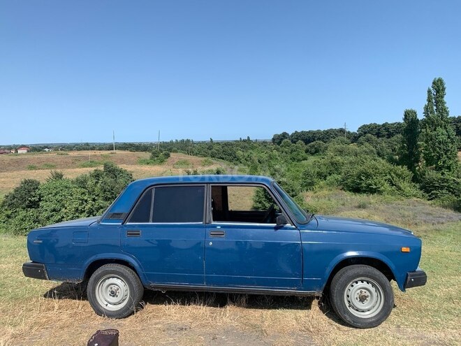 LADA (VAZ) 2107 2001, 85,000 km - 1.6 л - Masallı