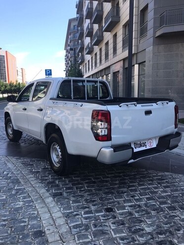 Mitsubishi L200-7