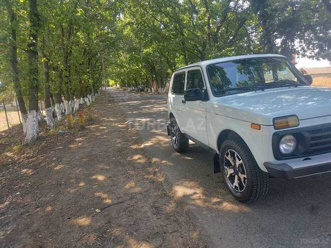 LADA (VAZ) Niva 2016, 110,000 km - 1.7 l - Masallı