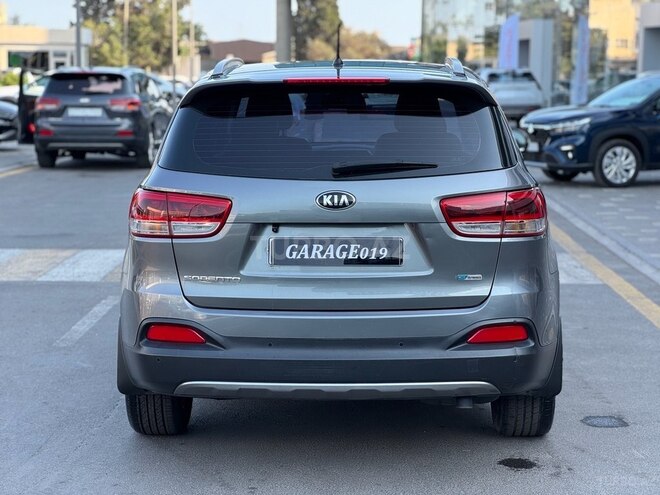 Kia Sorento-5