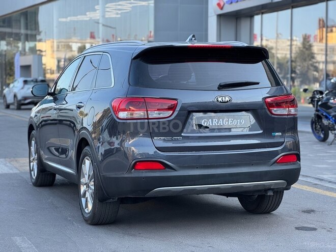 Kia Sorento-7