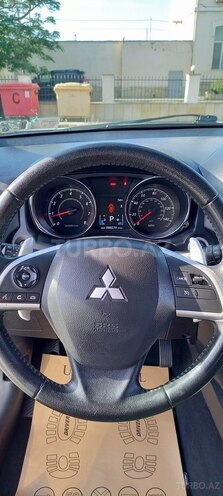 Mitsubishi Outlander Sport 2015, 98,000 km - 2.0 л - Bakı