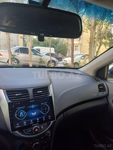 Hyundai Accent 2012, 110,000 km - 1.6 l - Sumqayıt