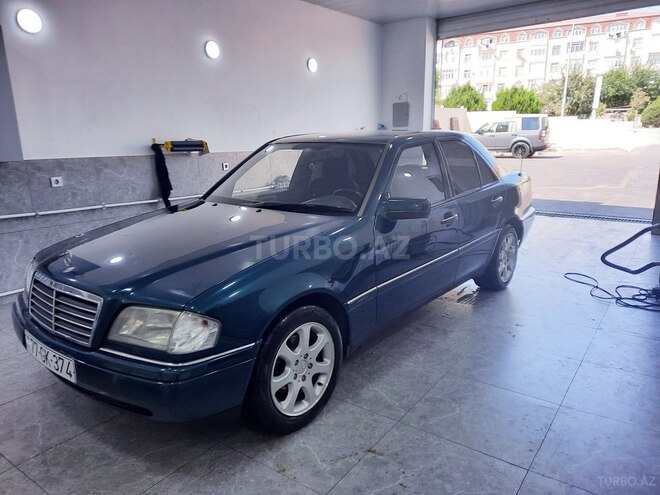 Mercedes C 200 1995, 320,000 km - 2.0 л - Bakı