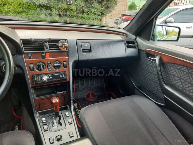 Mercedes C 200 1995, 320,000 km - 2.0 л - Bakı