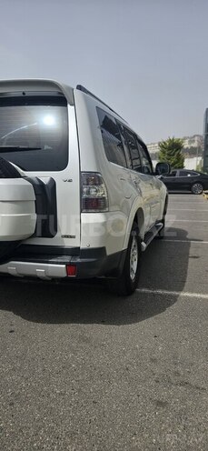 Mitsubishi Pajero 2008, 230,000 km - 3.0 l - Bakı
