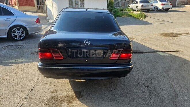 Mercedes E 270 2000, 471,000 km - 2.7 l - Bakı