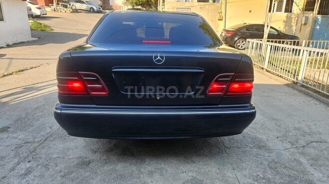 Mercedes E 270 2000, 471,000 km - 2.7 l - Bakı