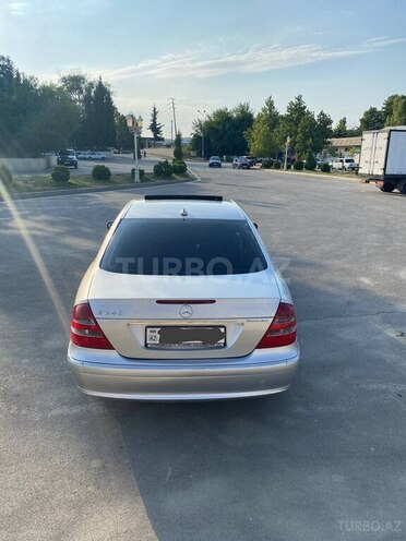 Mercedes E 240 2002, 288,000 km - 2.4 l - Mingəçevir