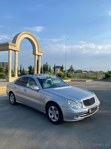 Mercedes E 240 2002, 288,000 km - 2.4 l - Mingəçevir