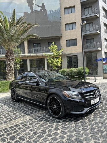 Mercedes C 300 2015, 107,826 km - 2.0 l - Bakı