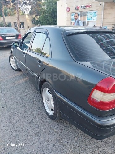 Mercedes C 220 1994, 380,000 km - 2.2 l - Biləsuvar