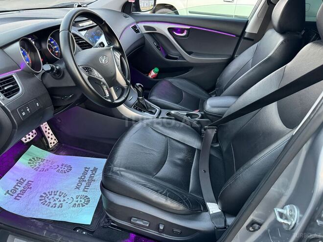 Hyundai Elantra 2015, 178,000 km - 1.8 l - Bakı