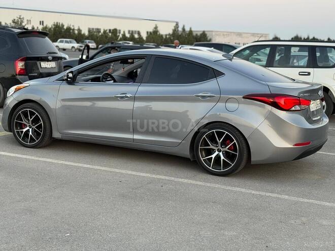 Hyundai Elantra 2015, 178,000 km - 1.8 l - Bakı
