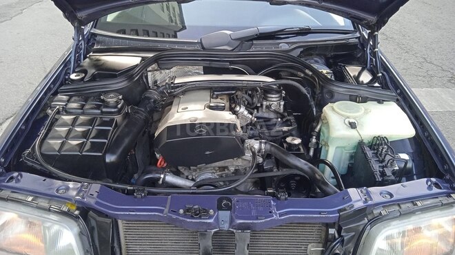 Mercedes C 200 2000, 149,500 km - 2.0 l - Bakı