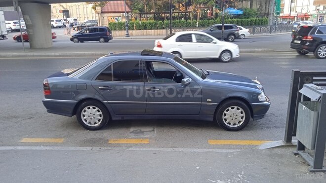 Mercedes C 200 2000, 149,500 km - 2.0 l - Bakı