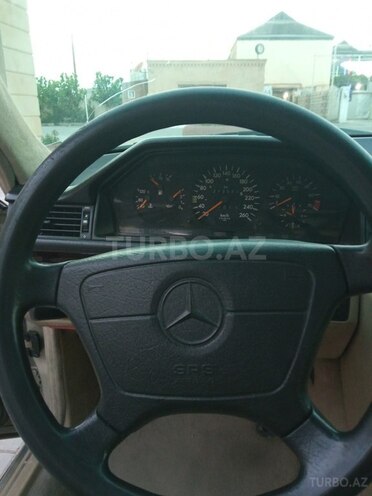 Mercedes E 280 1994, 284,000 km - 2.8 l - Siyəzən