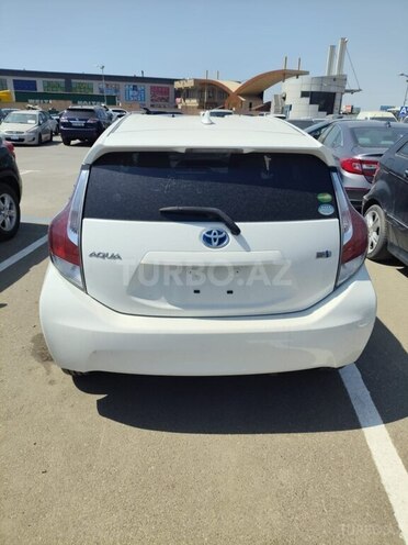 Toyota Aqua 2017, 65,000 km - 1.5 l - Bakı
