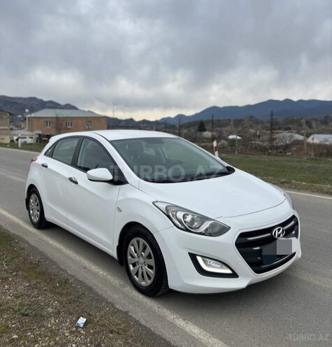 Hyundai i30 2015, 170,555 km - 1.6 l - Şabran