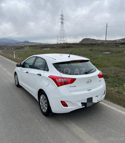 Hyundai i30 2015, 170,555 km - 1.6 l - Şabran