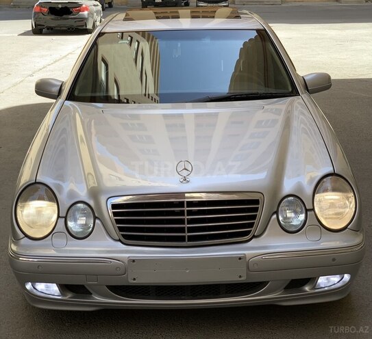 Mercedes E 320 2001, 378,012 km - 3.2 l - Bakı