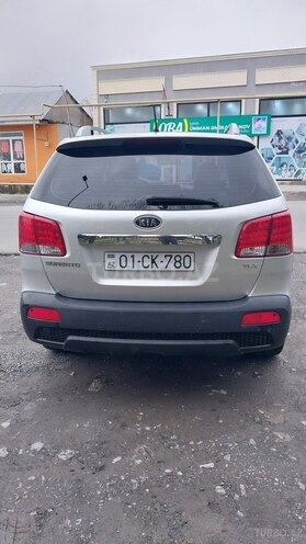 Kia Sorento 2011, 220,321 km - 2.0 л - Bakı