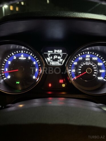 Hyundai Elantra 2015, 238,551 km - 1.8 l - Bakı