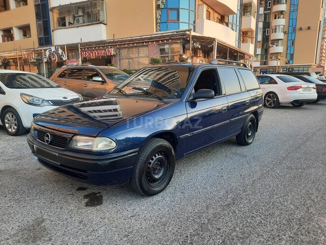 Opel Astra 1996, 569,804 km - 1.6 l - Zaqatala