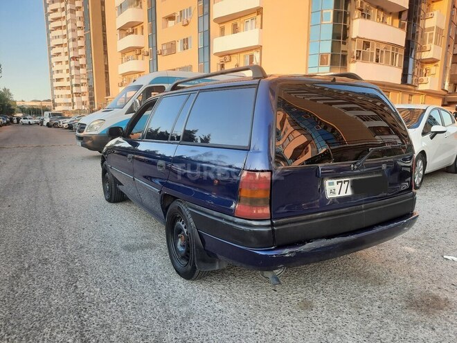 Opel Astra 1996, 569,804 km - 1.6 l - Zaqatala