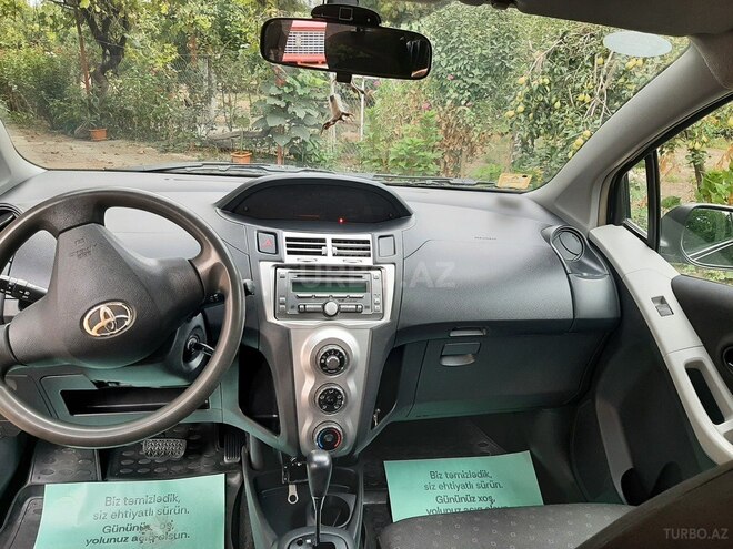Toyota Yaris 2008, 194,000 km - 1.3 l - Bakı