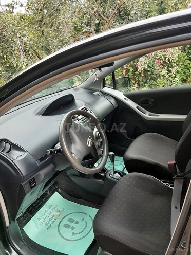 Toyota Yaris 2008, 194,000 km - 1.3 l - Bakı
