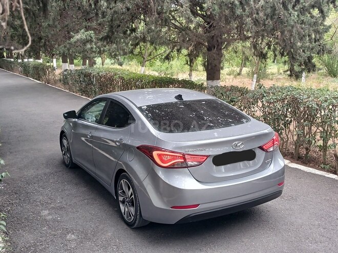 Hyundai Elantra 2015, 119,000 km - 1.8 l - Bakı