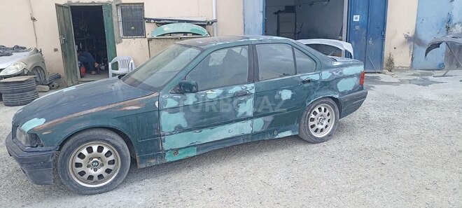 BMW 318 1994, 253,000 km - 1.8 l - Bakı