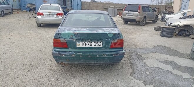 BMW 318 1994, 253,000 km - 1.8 l - Bakı