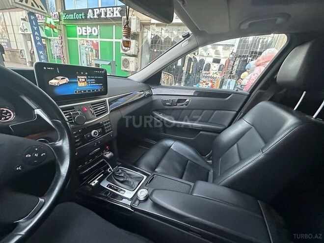 Mercedes E 200 2011, 228,000 km - 1.8 л - Bakı