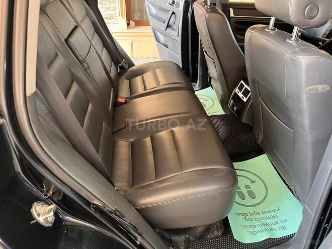 Volkswagen Touareg 2004, 244,600 km - 3.2 л - Gəncə