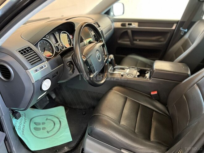 Volkswagen Touareg 2004, 244,600 km - 3.2 л - Gəncə
